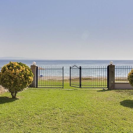 Villa Nefeli Akti Salonikiou B Ayos Nikolaos Dış mekan fotoğraf