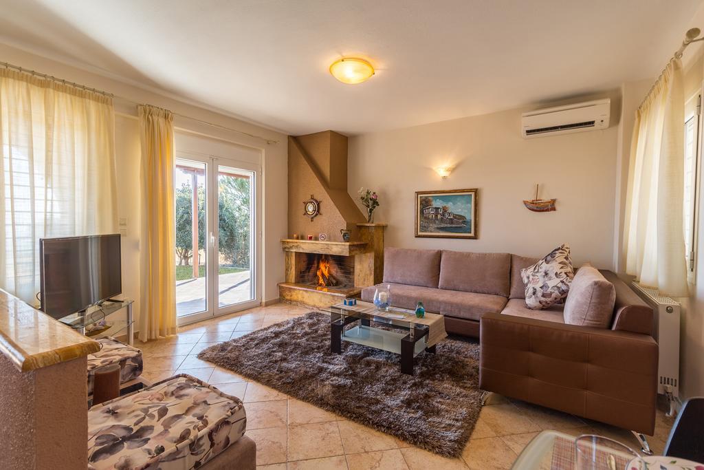 Villa Nefeli Akti Salonikiou B Ayos Nikolaos Dış mekan fotoğraf